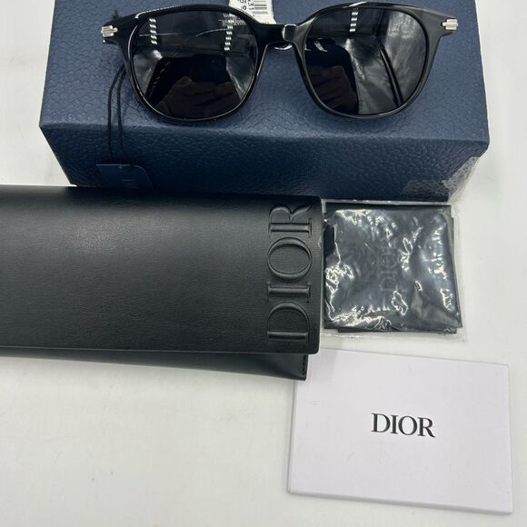 Unisex Dior black suit sunglasses made in Italy - Picture 2 of 9